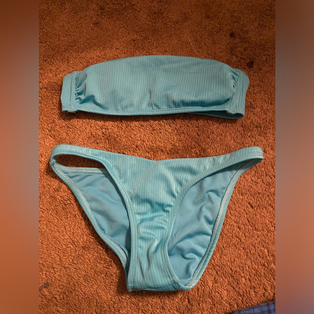 TARGET BIKINI (TOP S, BOTTOM XS)